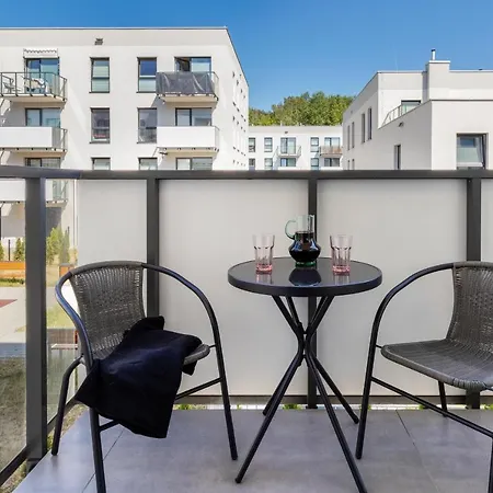 Nadmorskie Tarasy With Balcony & Parking By Renters